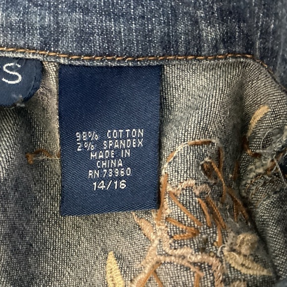 Avenue Jeans Women’s Denim Jacket With Embroidery And Beading. Size 14/16 - Picture 8 of 9